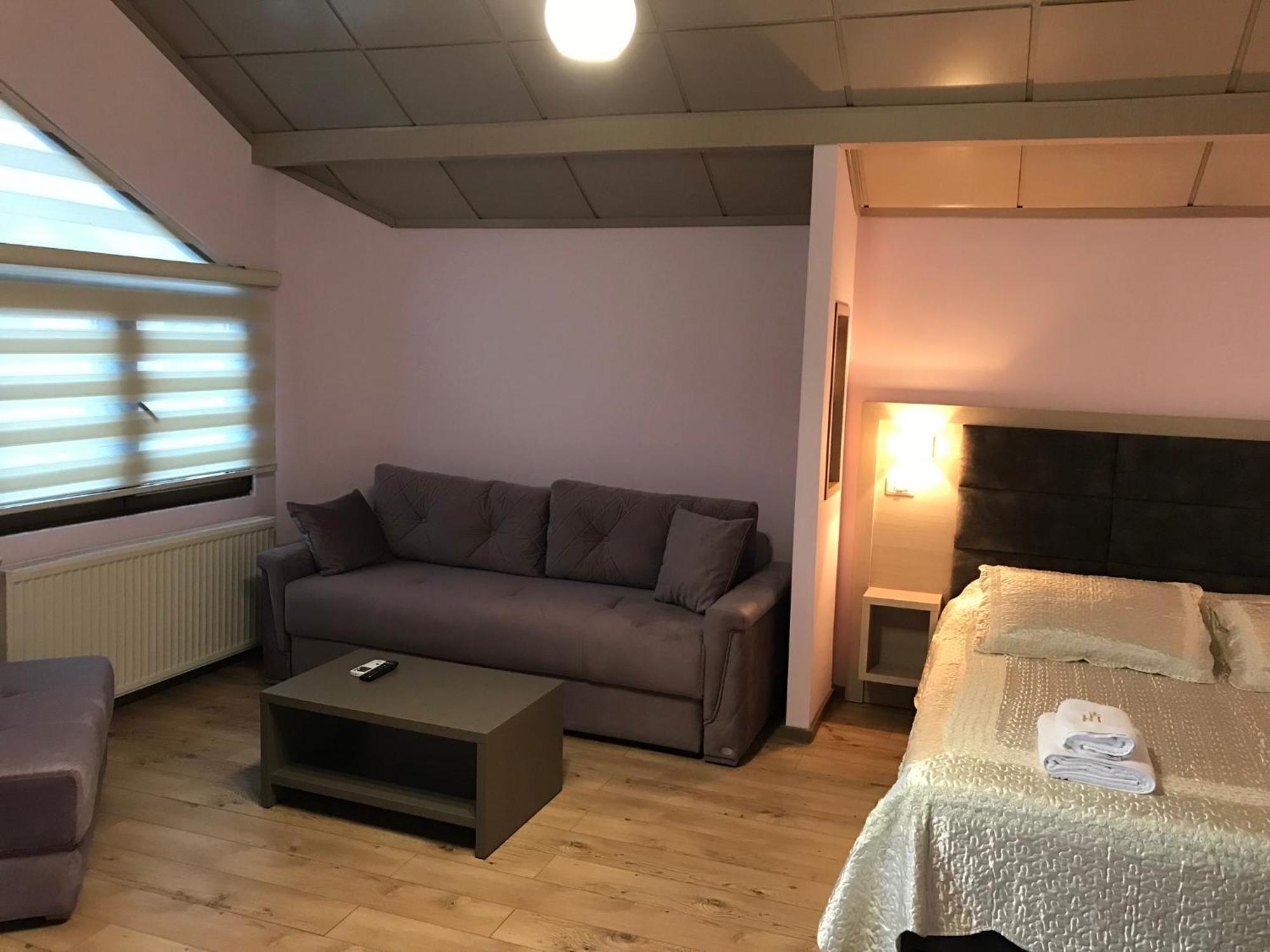 Hotel Lyhnidas Udenisht Eksteriør billede